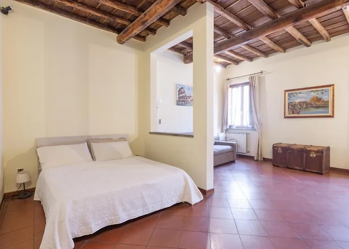 Charming Near Piazza Navona *
